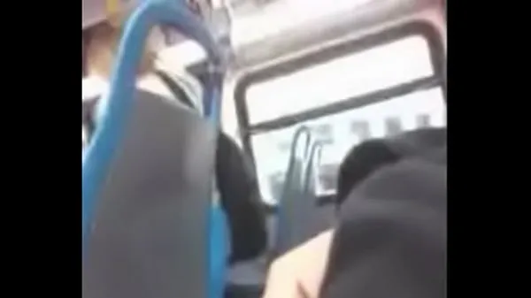 Nové masterbating to a blonde on the bus nejlepší klipy