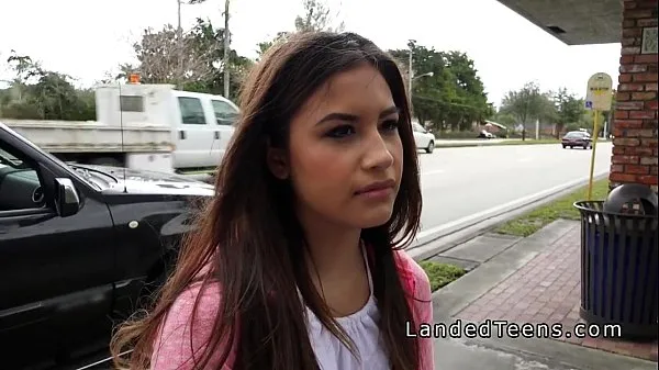 Novos Pego no ponto de ônibus bateu no carro com um estranho principais clipes