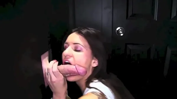 新Gloryhole Sofia 4 loads swallowed顶部剪辑