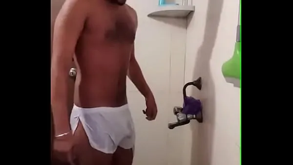 Novos Sexy Indian Guy In Shower principais clipes