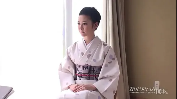 نئے The hospitality of the young proprietress-You came to Japan for Nani-Yui Watanabe ٹاپ کلپس