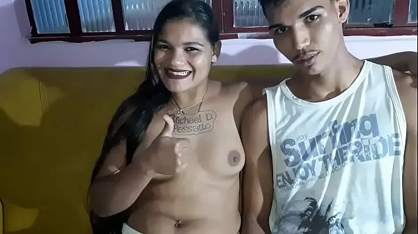 Nye tigresa vip shows what agunta pica because the pantaneiro puts it in the ass in the pussy she likes several times and she doesn't stop topklip
