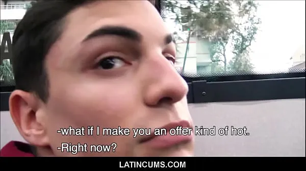 Neue Heißer Latino-Junge hat Geld bezahlt, um heterosexuellen Kerl zu fickenTop-Clips