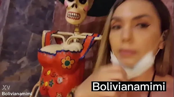 Nowe Showing my pussy to the mexican calacas.... bolivianamimi.tv najpopularniejsze klipy