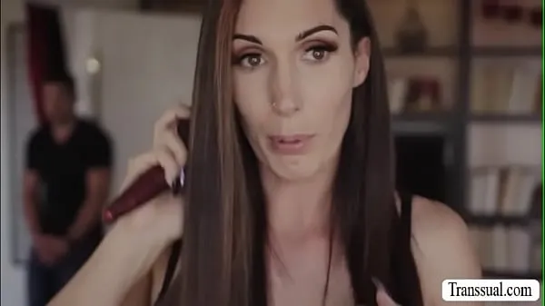 Nové Stepson bangs the ass of her trans stepmom nejlepší klipy