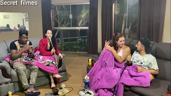 casal fode com a mulher do seu amigo enquanto ele foi Clip hàng đầu mới