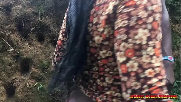 New I FUCKED HER ON THE VILLAGE ROAD COMING BACK FROM FARM WITH GRANDMA top Clips