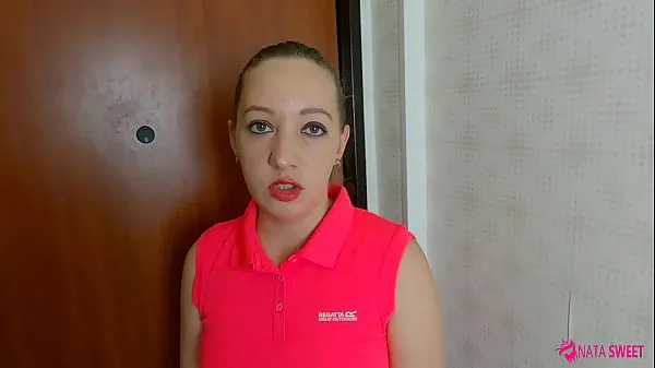 Nouveaux Salope a besoin d'argent. Elle a demandé à son voisin de l'aider. Il a décidé de la payer pour qu'elle lui suce la bite comme une vraie salope. Une femme a trompé son mari et s'est fait éjacule meilleurs clips