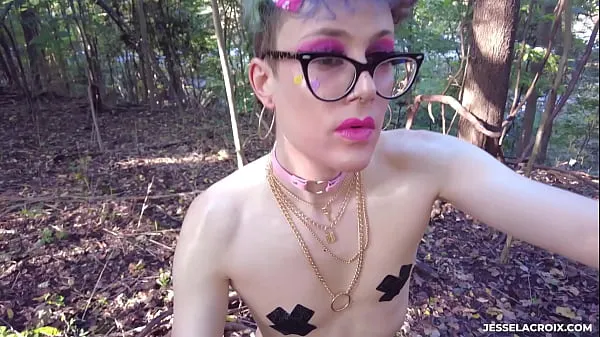 Novos Femboy nu e oleado na floresta - ASS FUCK e PISS principais clipes