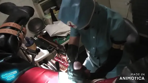 Nuovi Rubbernurse Agnes - abito corto da infermiera in lattice blu con maschera - un po 'di pompino, sega, massaggio prostatico, tenero CBT ..... Parte 1clip principali