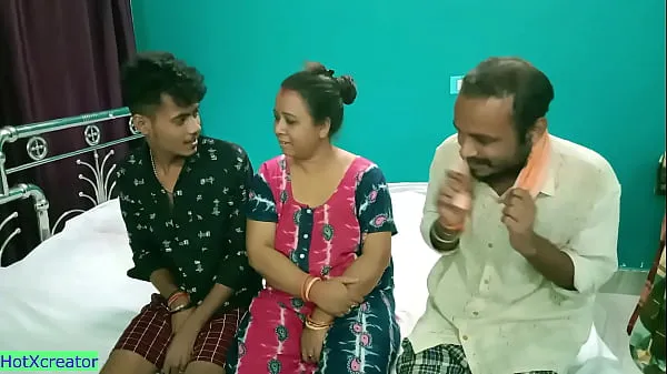 Nouveaux Une tante indienne baise à trois à la maison! avec audio clair hindi meilleurs clips