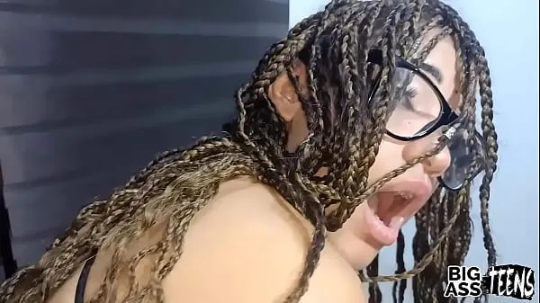 Nuovi Per una ragazza se ho la mia sorellastra che gioca con il mio cazzo sempre quando torna a casa dal fa sesso con una sorellastra carina con un culo grossoclip principali