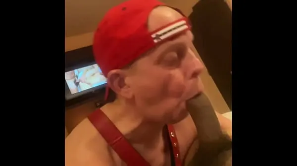 Yeni I was in Las Vegas on a business trip when this hot Black Bisexual guy hit me up on Grindr and he wanted his 9” cock sucked off. PLEASE ADD COMMENTS AND TEXT ME. He fed me two loads and then I jacked off after since I was so horny. Motel 6 to the re en iyi Klipler