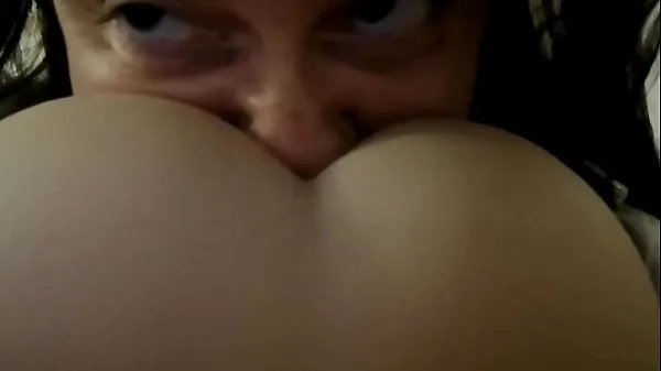 Nové My friend puts her ass on my face and fills me with farts 4K nejlepší klipy