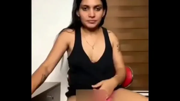 Nuovi Indian girl boob showclip principali