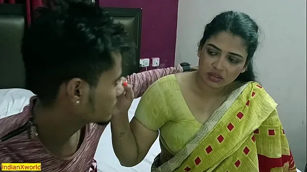 TV Mechanic fuck hot bhabhi at her room! Desi Bhabhi Sex Clip hàng đầu mới