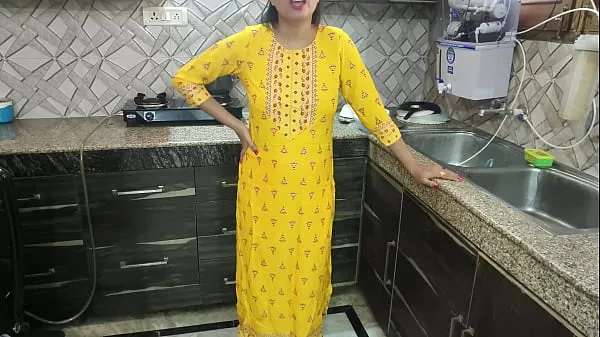 Nye Desi bhabhi was washing dishes in kitchen then her brother in law came and said bhabhi aapka chut chahiye kya dogi hindi audio toppklipp