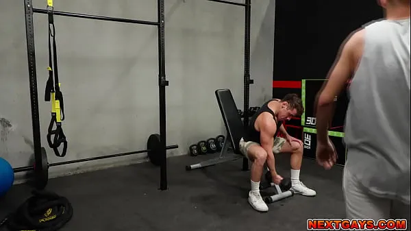 نئے Watch Kyle Fletcher and Ashton Silvers do their gym routine and ofcourse the best sex scene of their lives ٹاپ کلپس