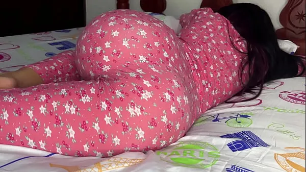 Yeni I can't stop watching my Stepdaughter's Ass in Pajamas - My Perverted Stepfather Wants to Fuck me in the Ass en iyi Klipler