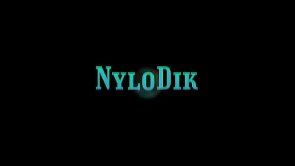 Nouveaux NyloDik Fetish Diary Episode.2 "Je jouis dans les chaussures de voisine sexy meilleurs clips