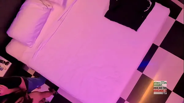 Nové Cuckold meeting in Monterrey with a camera hidden in the ceiling, I like to have shots that no one takes into account so I can see them from angles that they can't even imagine 1 nejlepší klipy